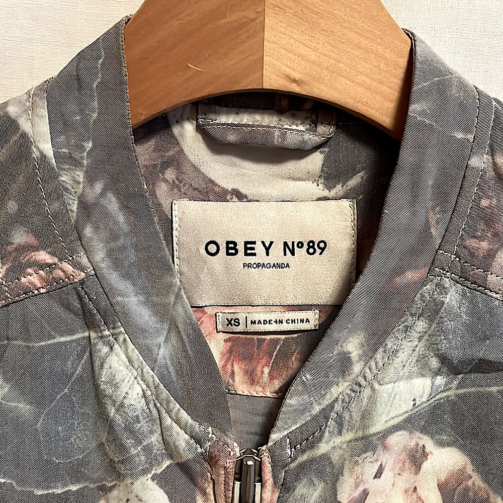 OBEY Lightweight Zip Floral Bomber-Style Jacket - Picture 3 of 9